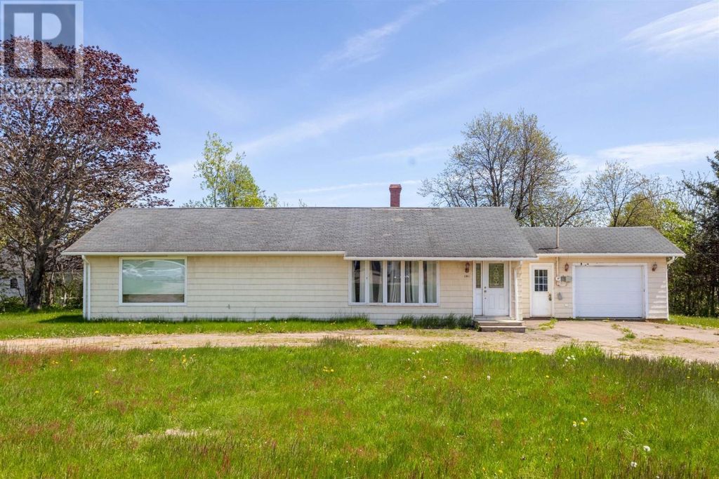 649 Main Street, Cornwall