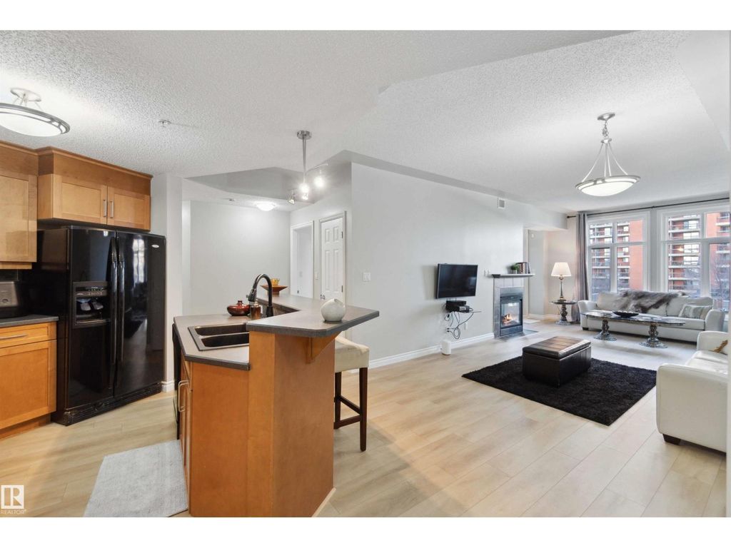 #402 9020 Jasper Av Nw, Edmonton