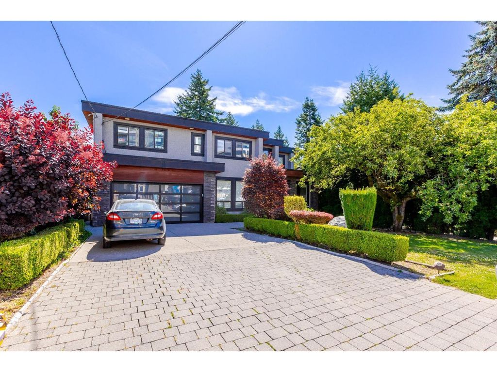 1540 Maple Street, White Rock