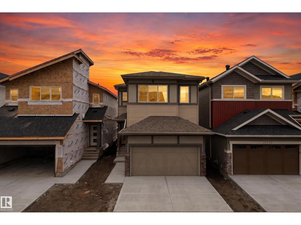 20731 24 Av Nw, Edmonton