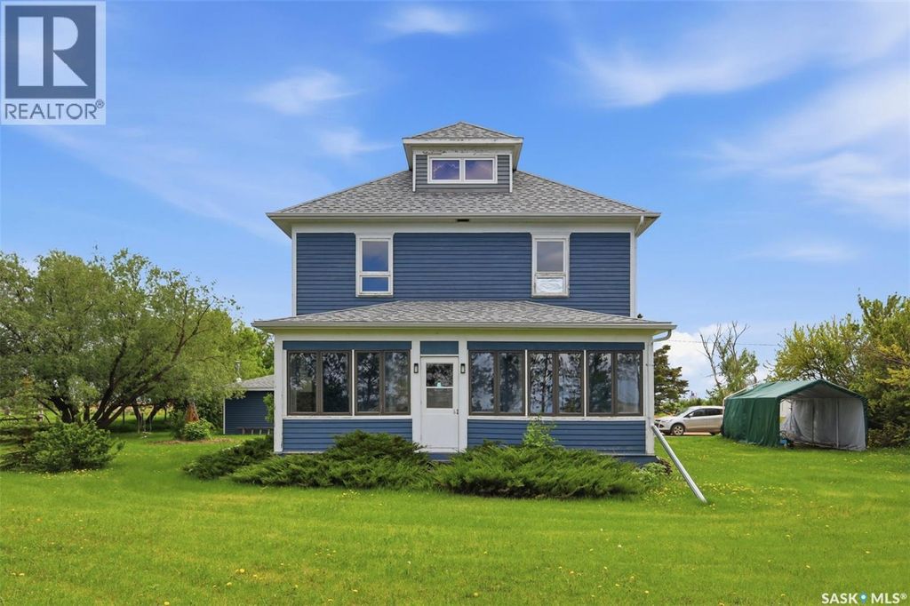 "land Of The Living Skies" Acreage, Davidson