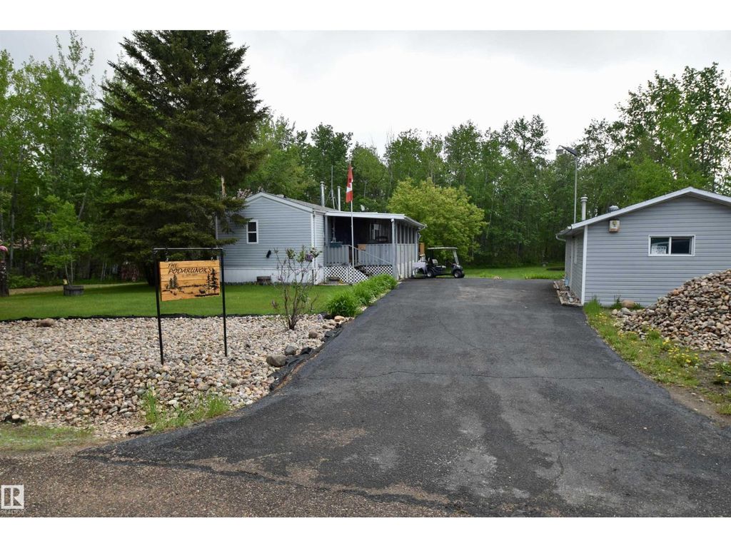 241 11502 Twp Rd 604, Rural St. Paul County