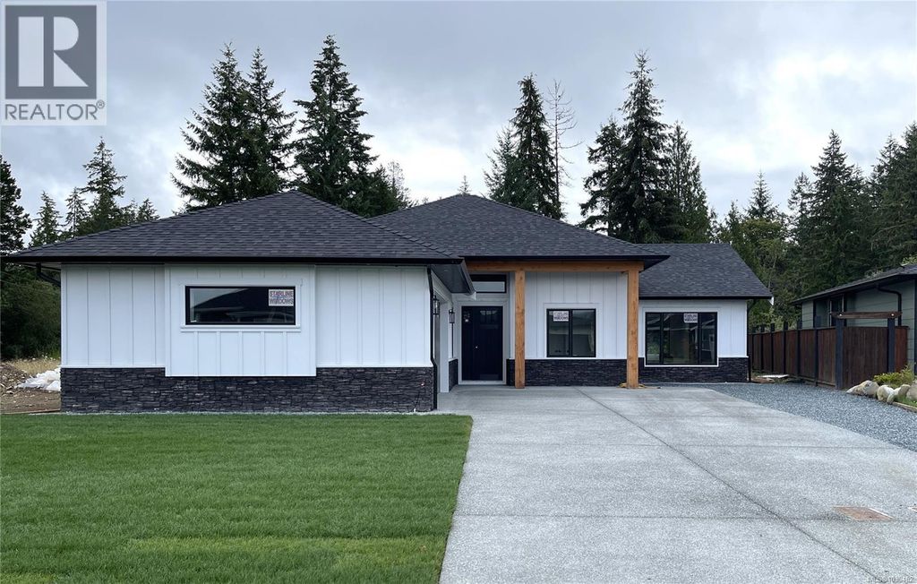 3036 Arbutus Dr, Port Alberni