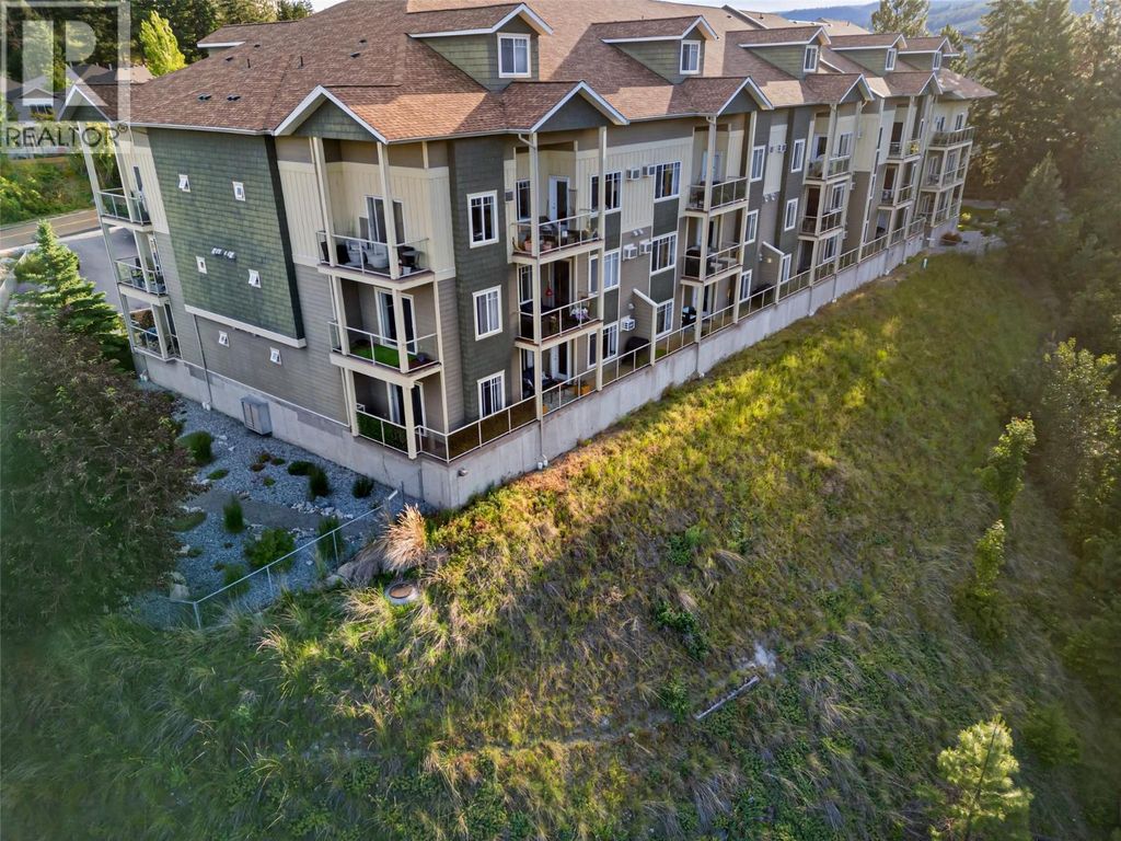 2120 Shannon Ridge Drive Unit# 110, West Kelowna