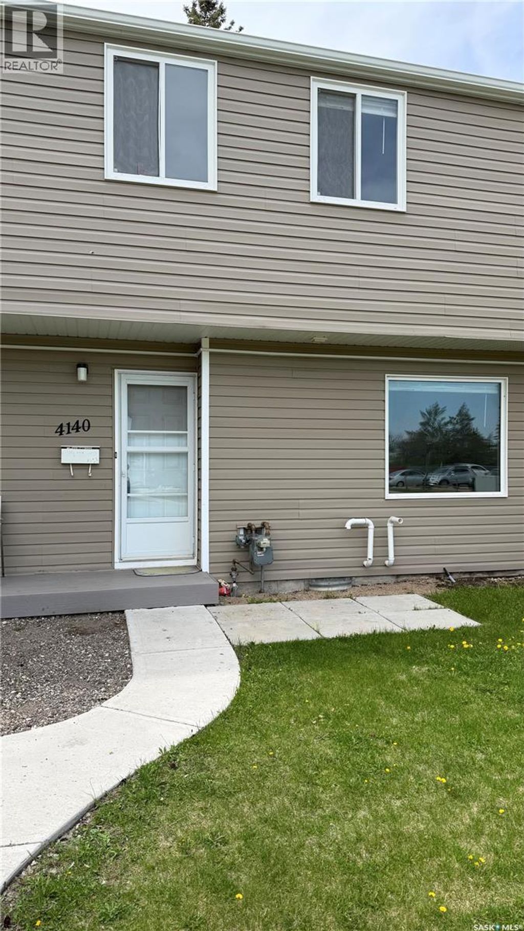 4140 Castle Road, Regina