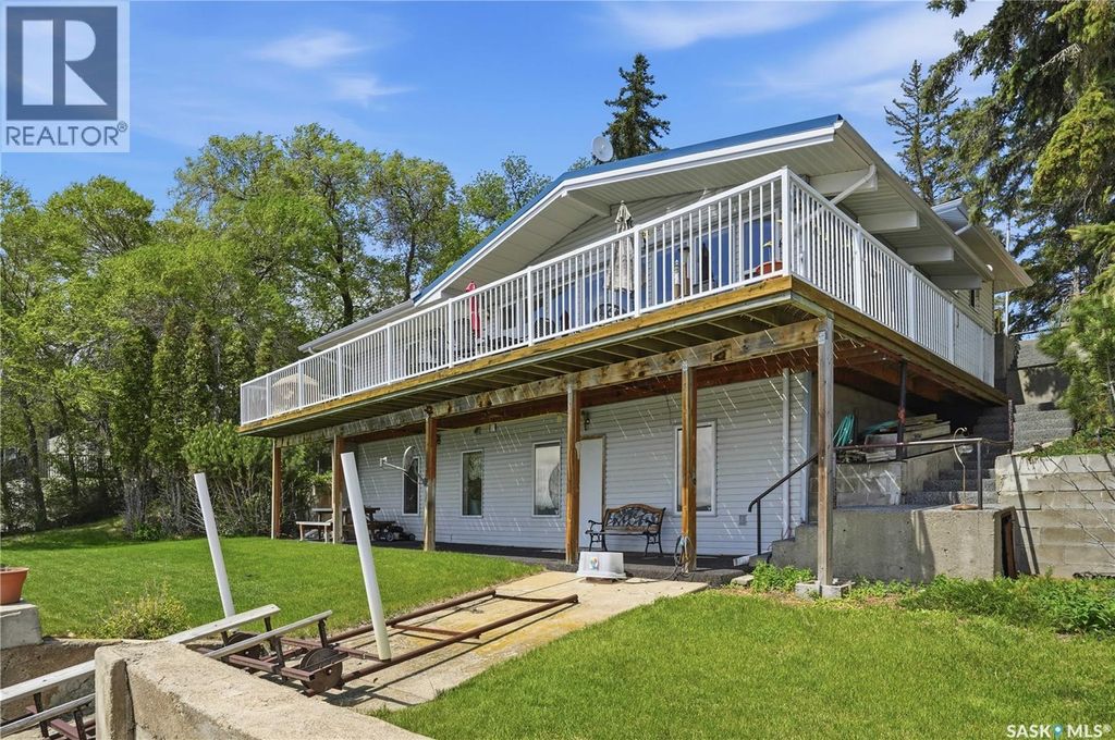 396 Pasqua Lake Road, Pasqua Lake