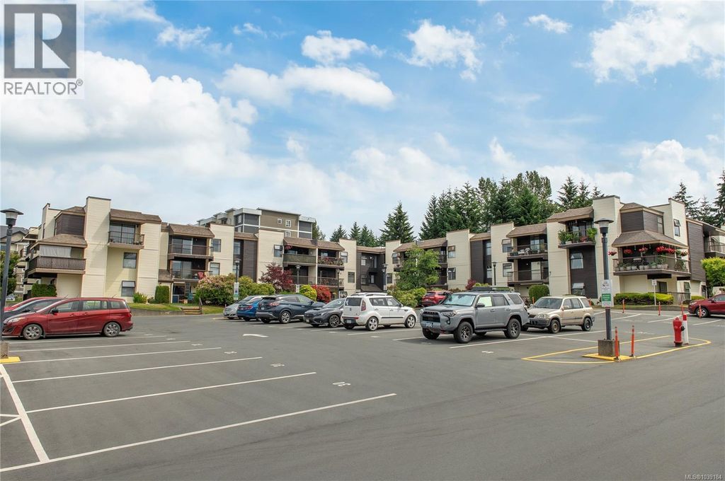 210 585 Dogwood St, Campbell River