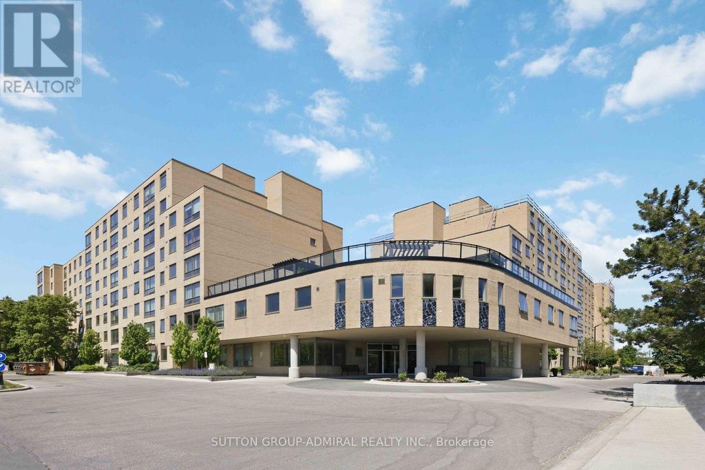 220 - 326 Major Mackenzie Drive, Richmond Hill (crosby)
