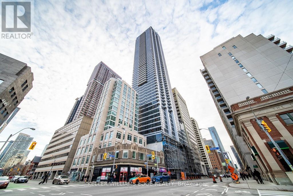 2407 - 395 Bloor Street E, Toronto (cabbagetown-South St. James Town)
