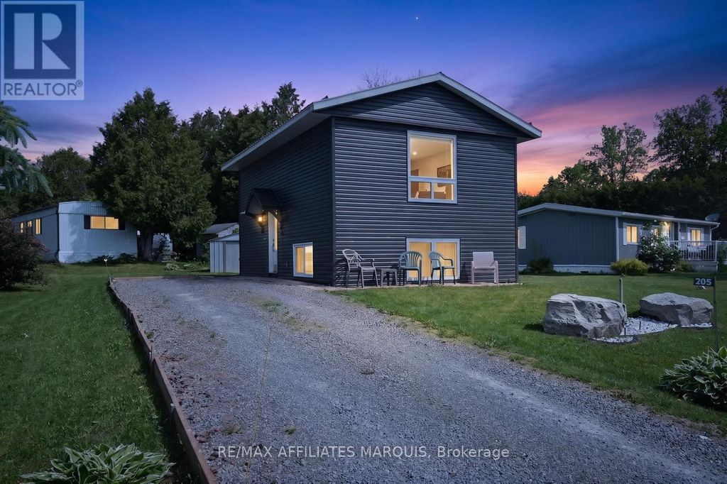 205 - 26 Salmon Side Road, Rideau Lakes