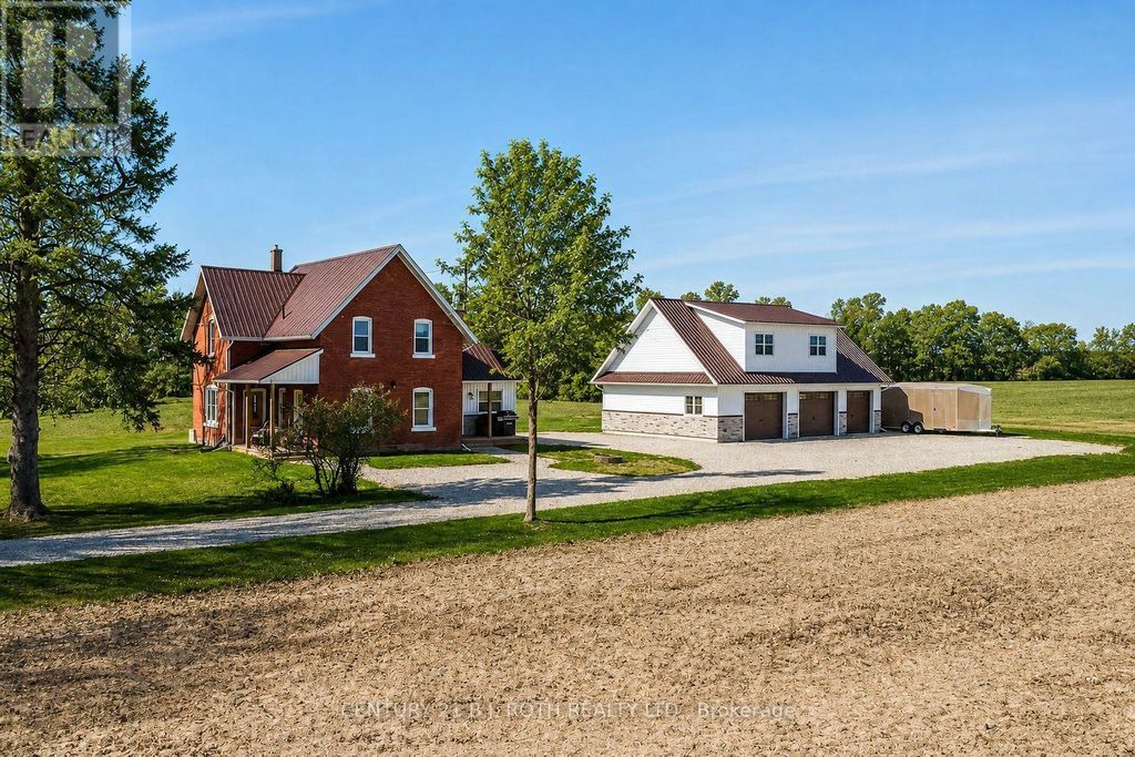 1153 Glengarry Landing Road S, Springwater