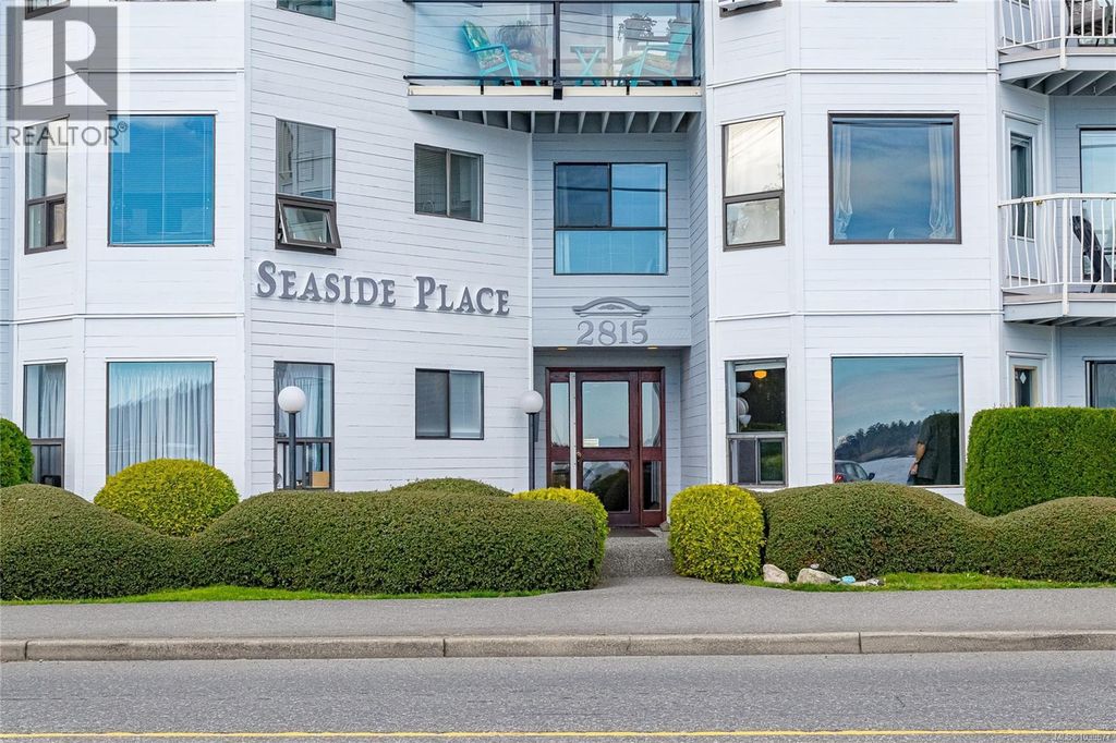 310 2815 Departure Bay Rd, Nanaimo