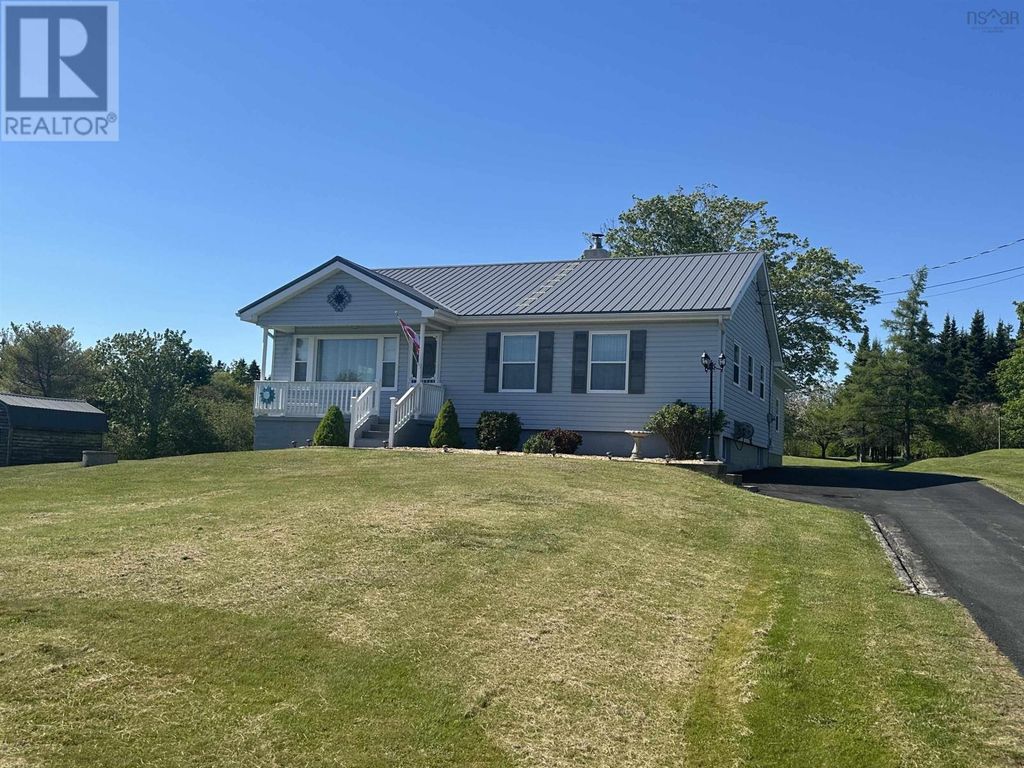 6670 Highway 3, Hunts Point