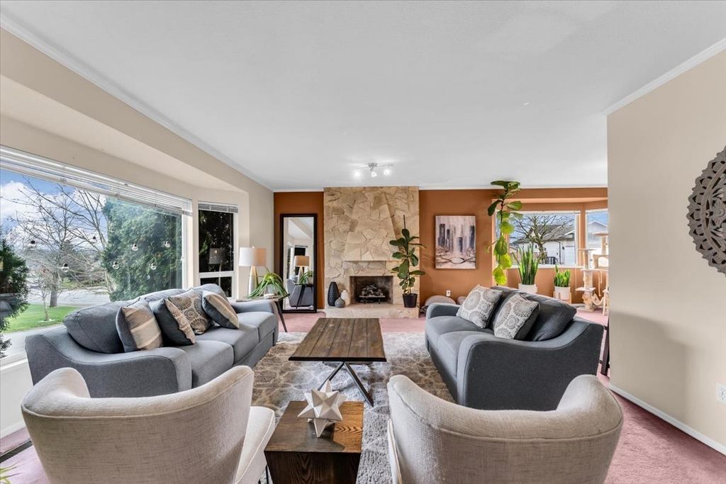 5737 190 Street, Surrey