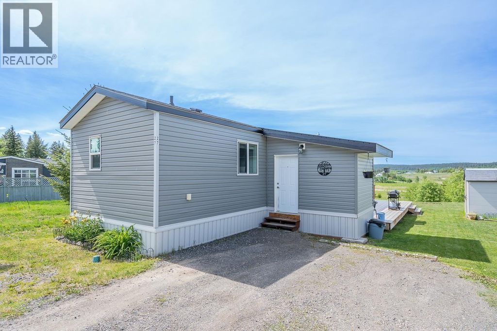 27 4072 Lac La Hache Station Road, Lac La Hache