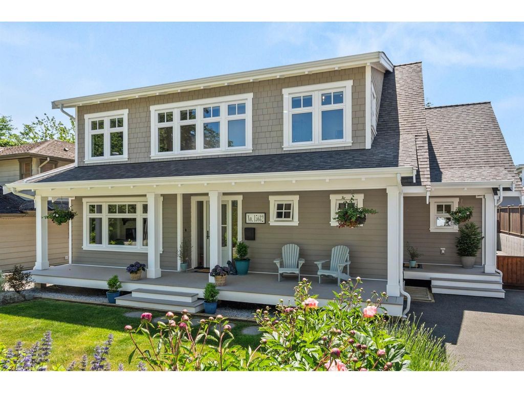 15682 Thrift Avenue, White Rock