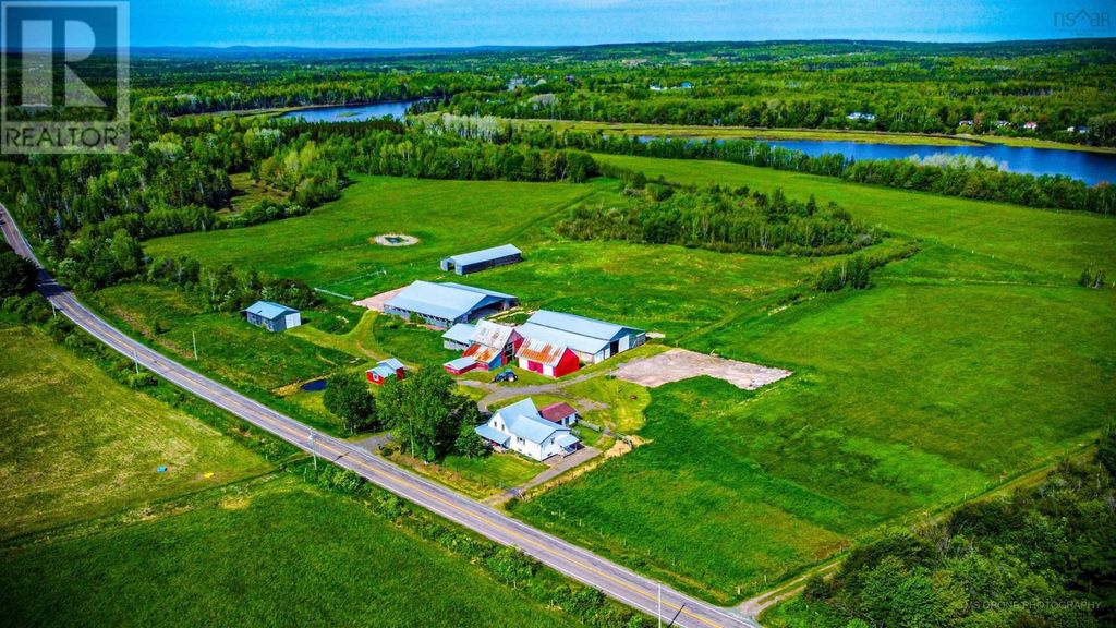 7729 Highway 321, Roslin