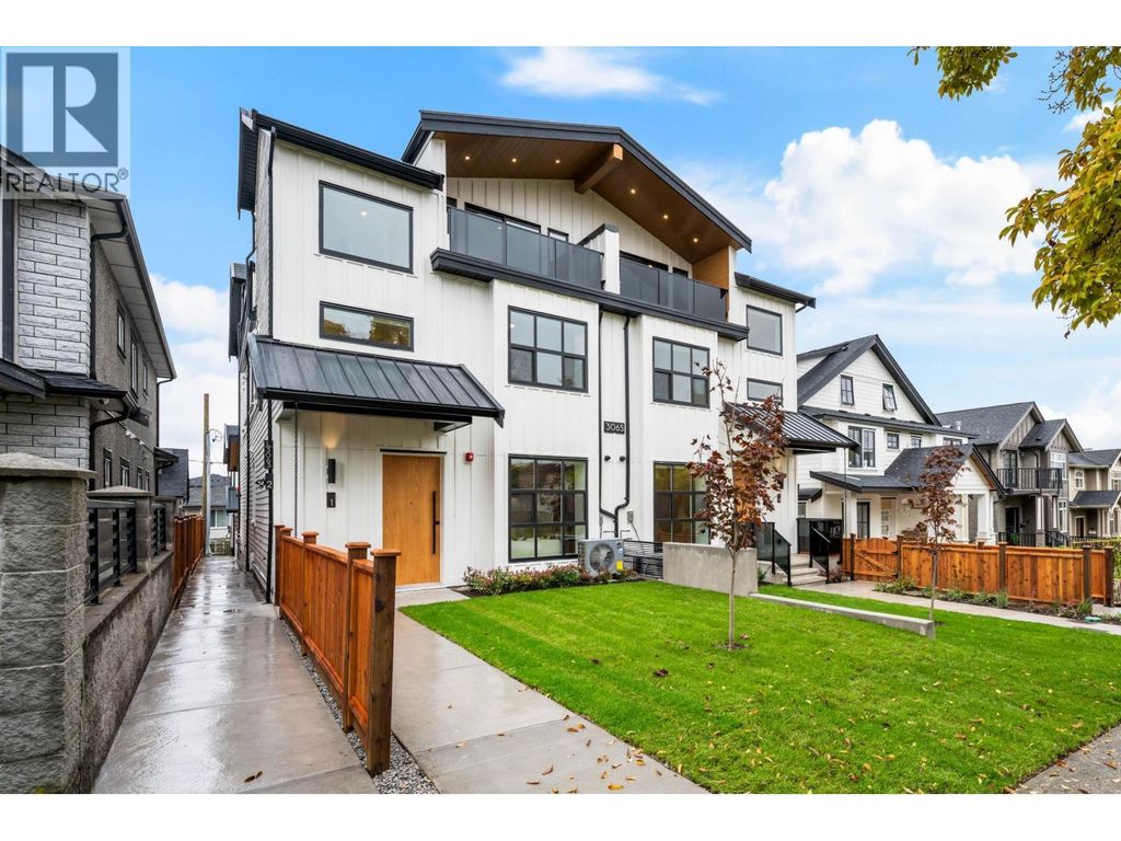 2 3065 Charles Street, Vancouver