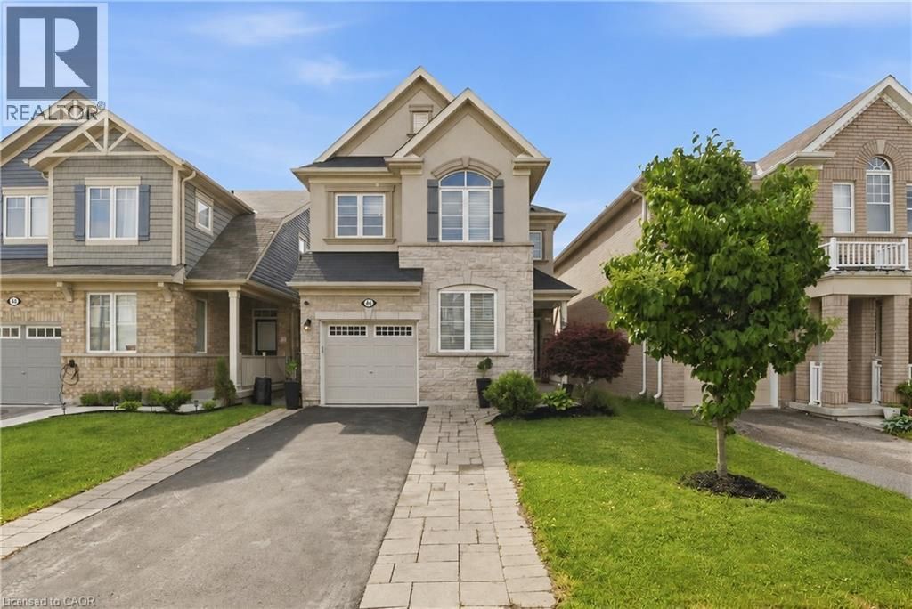 44 Stillwater Crescent, Waterdown