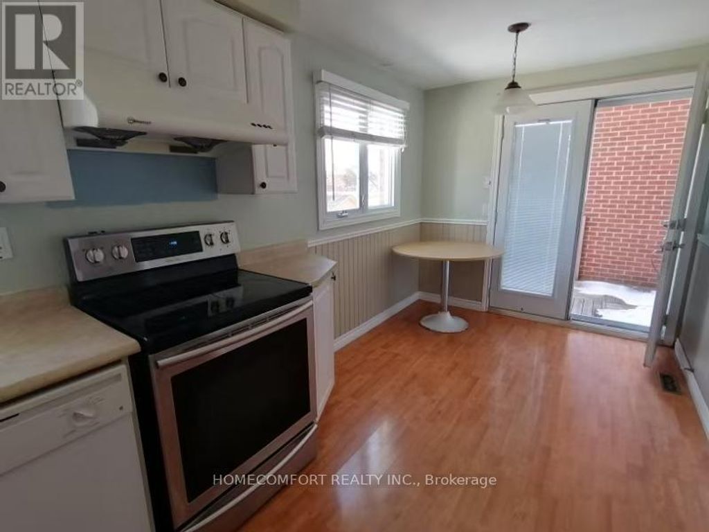 68 Carondale Crescent, Toronto (l'amoreaux)