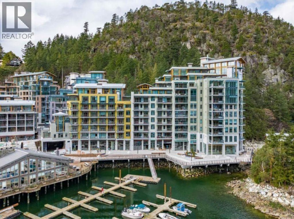 205 6707 Nelson Avenue, West Vancouver