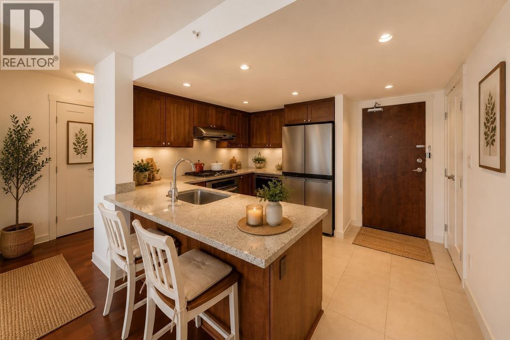 228 9373 Hemlock Drive, Richmond