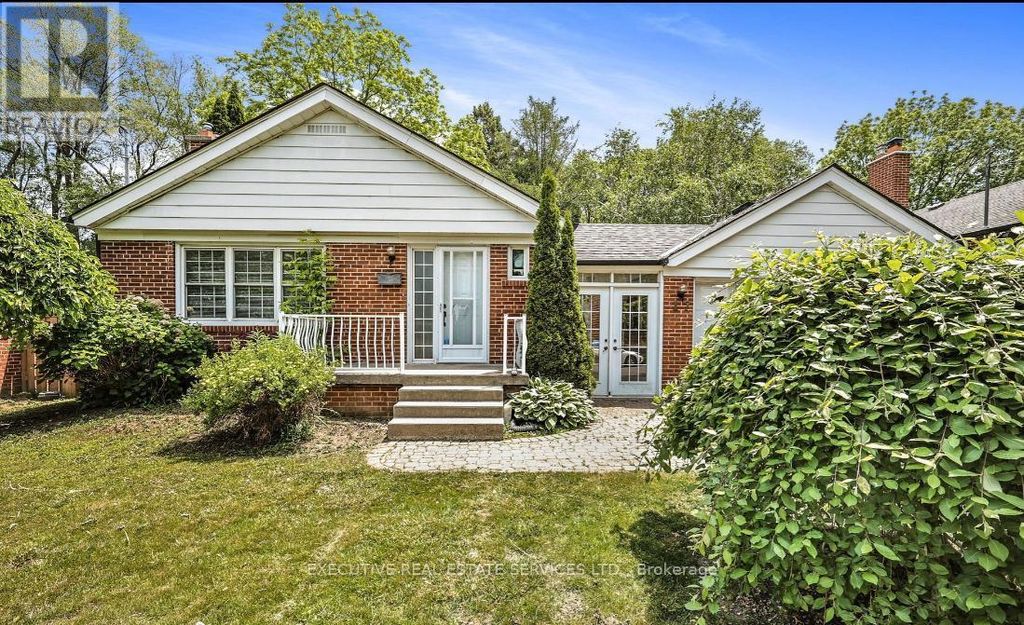 17 Brinloor Boulevard, Toronto (scarborough Village)