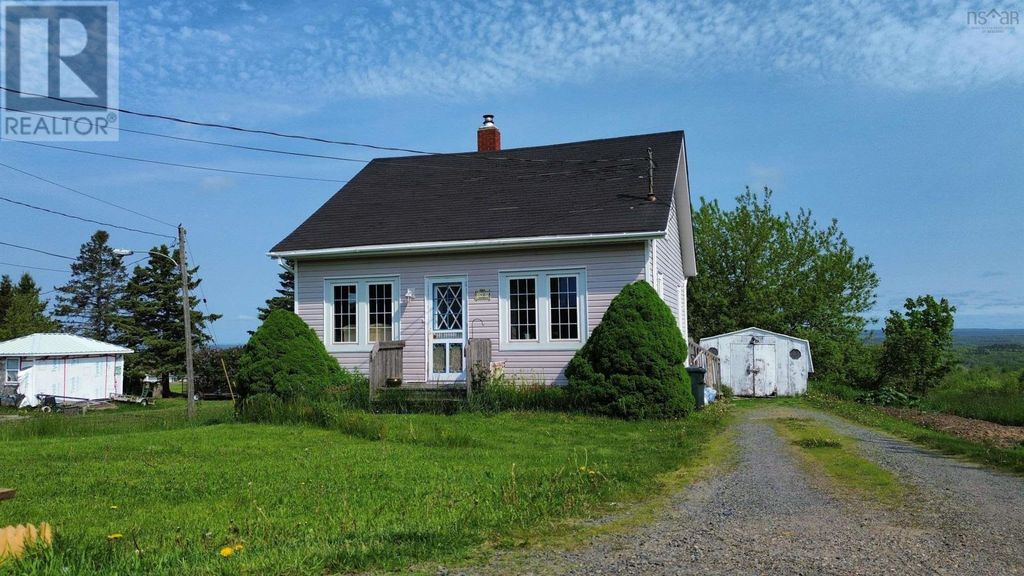 40 Maple Street, Springhill