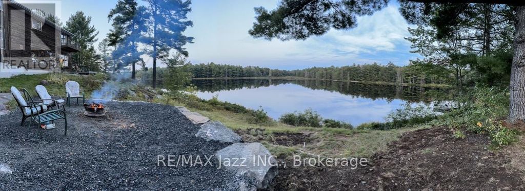 1314 Shebeshekong Road, Carling