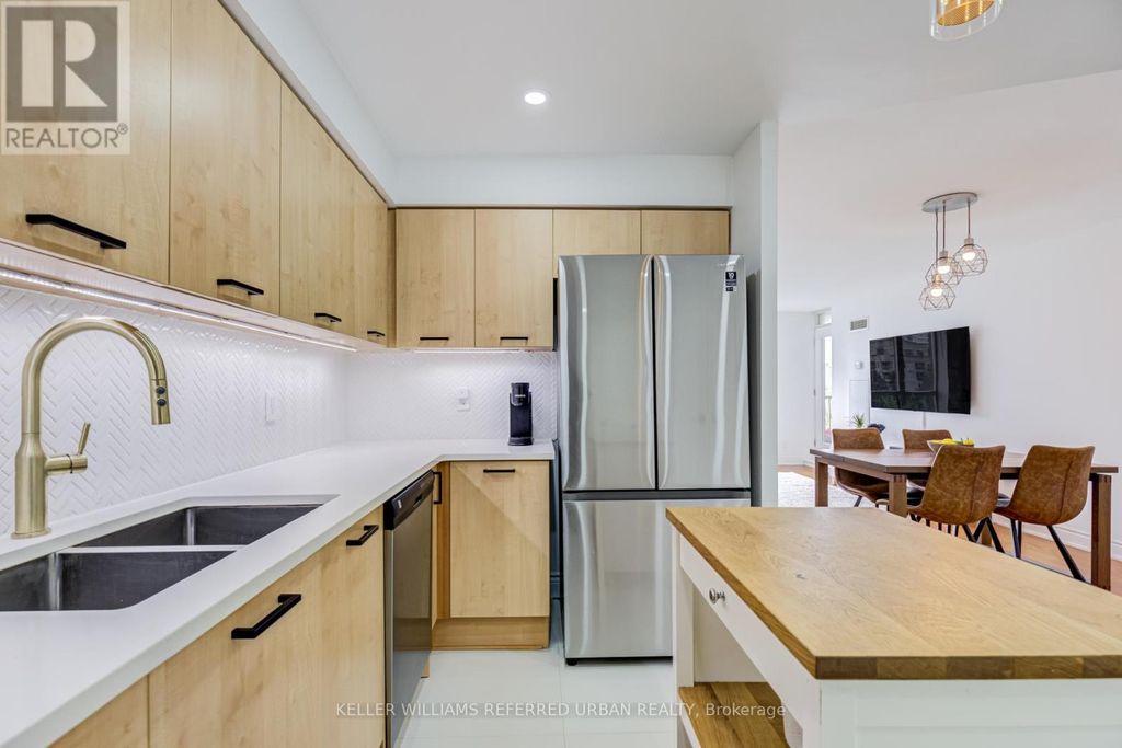 510 - 55 Harrison Garden Boulevard, Toronto (willowdale East)