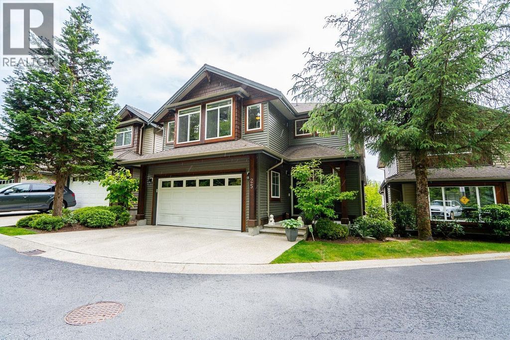25 1705 Parkway Boulevard, Coquitlam