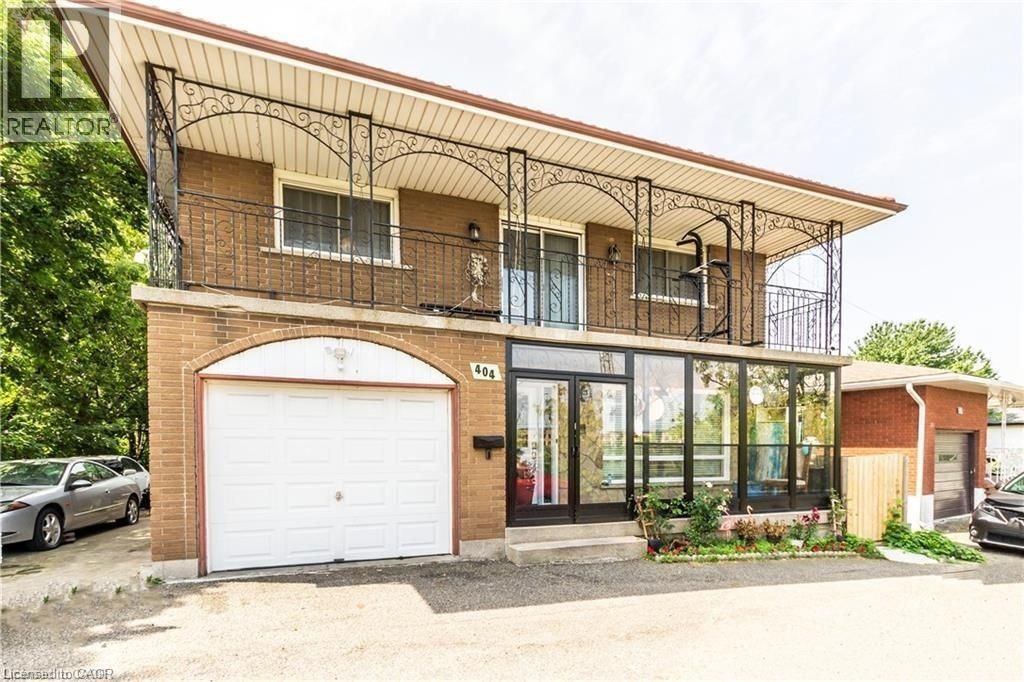 404 Queenston Road, Hamilton