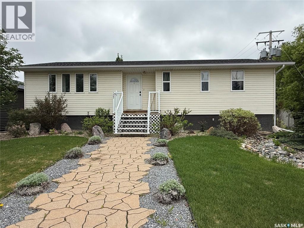 125 2nd Street E, Spiritwood