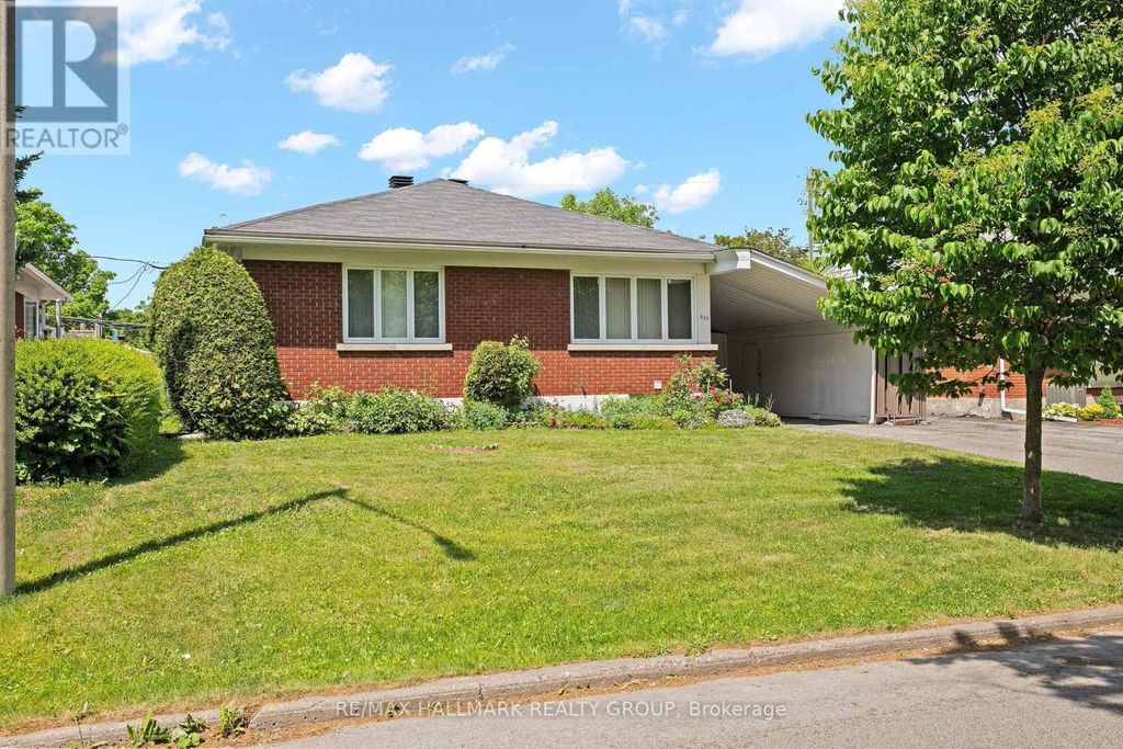 839 Weston Drive, Ottawa