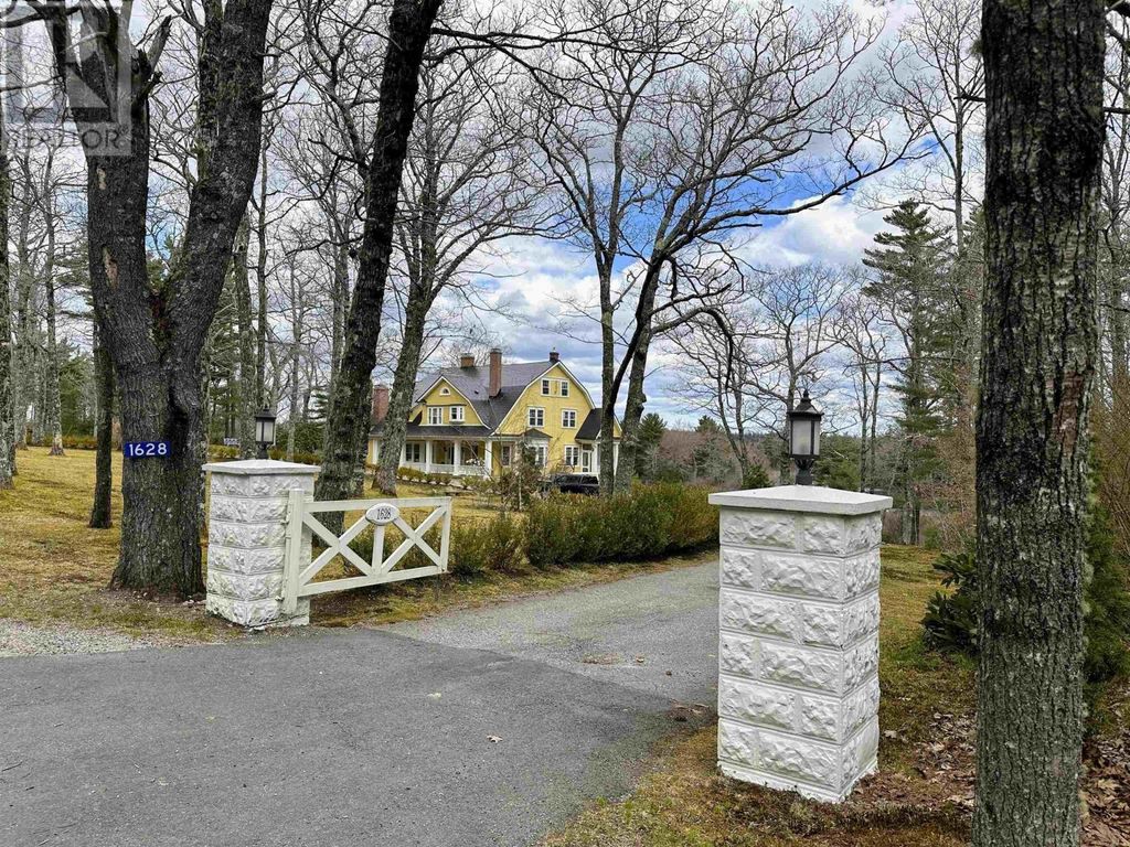 1628 Upper Clyde Road, Clyde River