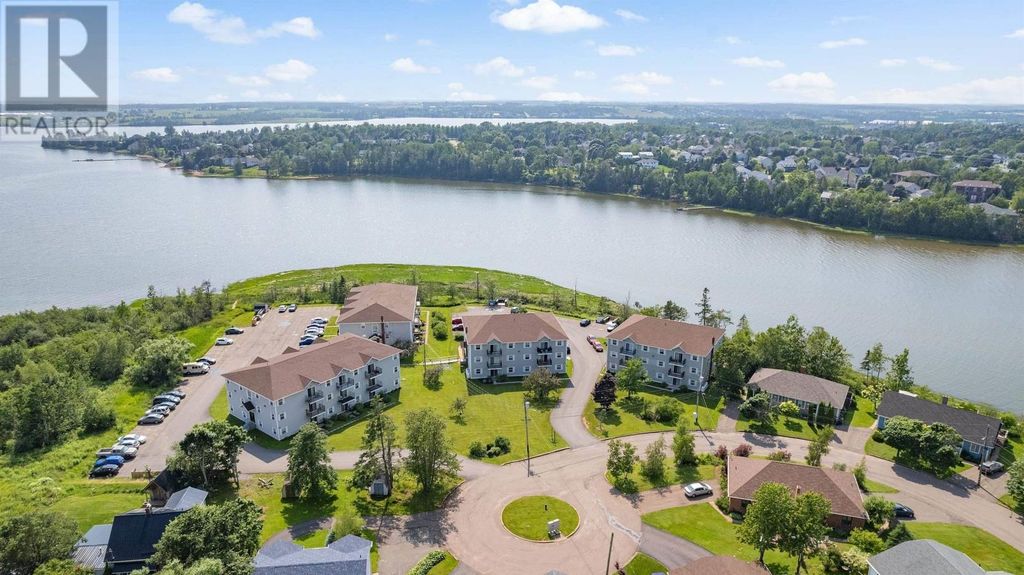 18 22 Waterview Heights, Charlottetown