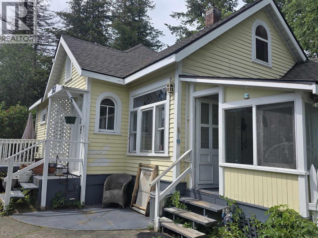 387 Bowron Avenue, Quesnel