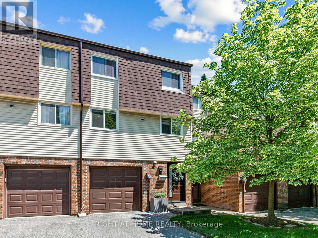 100 Jenny Wrenway, Toronto (hillcrest Village)