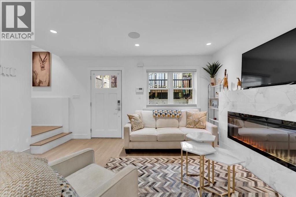 1020 Odlum Drive, Vancouver