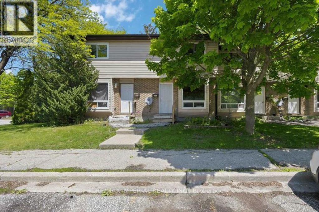 301 - 42 Hampton Avenue, Sarnia