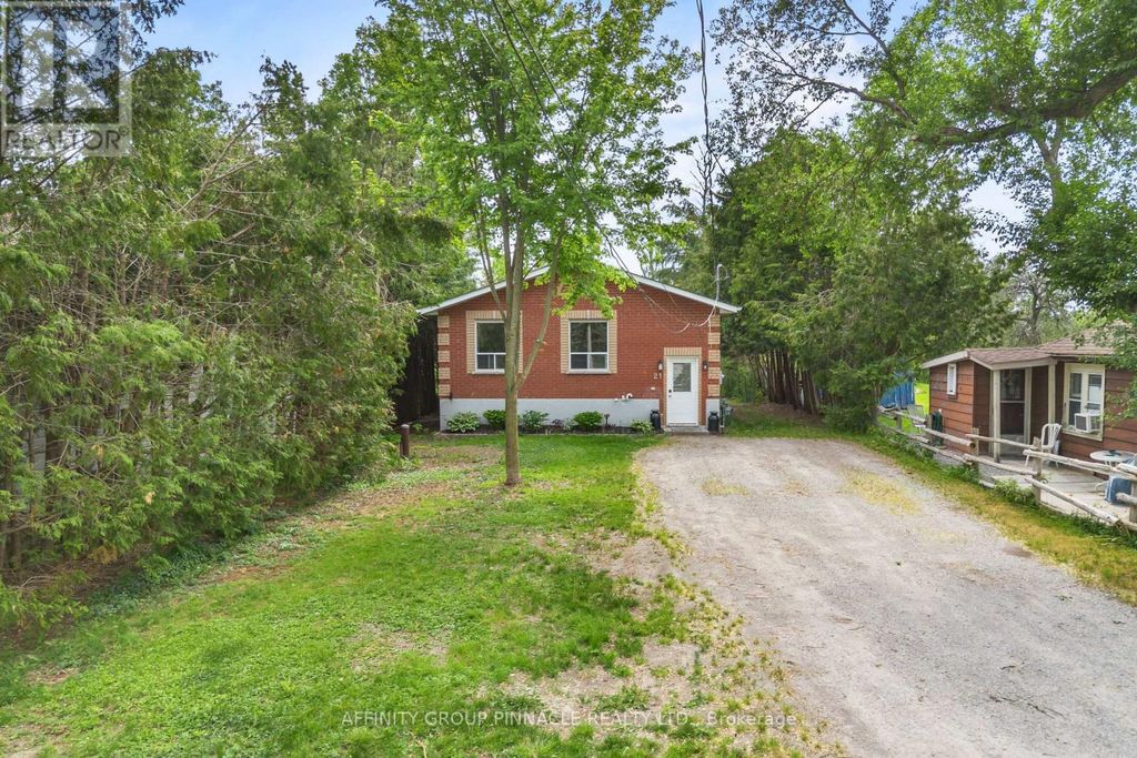 21 Alma Street N, Kawartha Lakes (omemee)