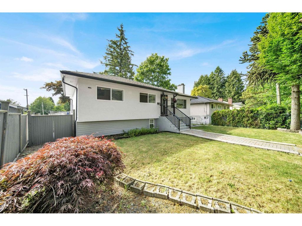 10231 Semiahmoo Road, Surrey