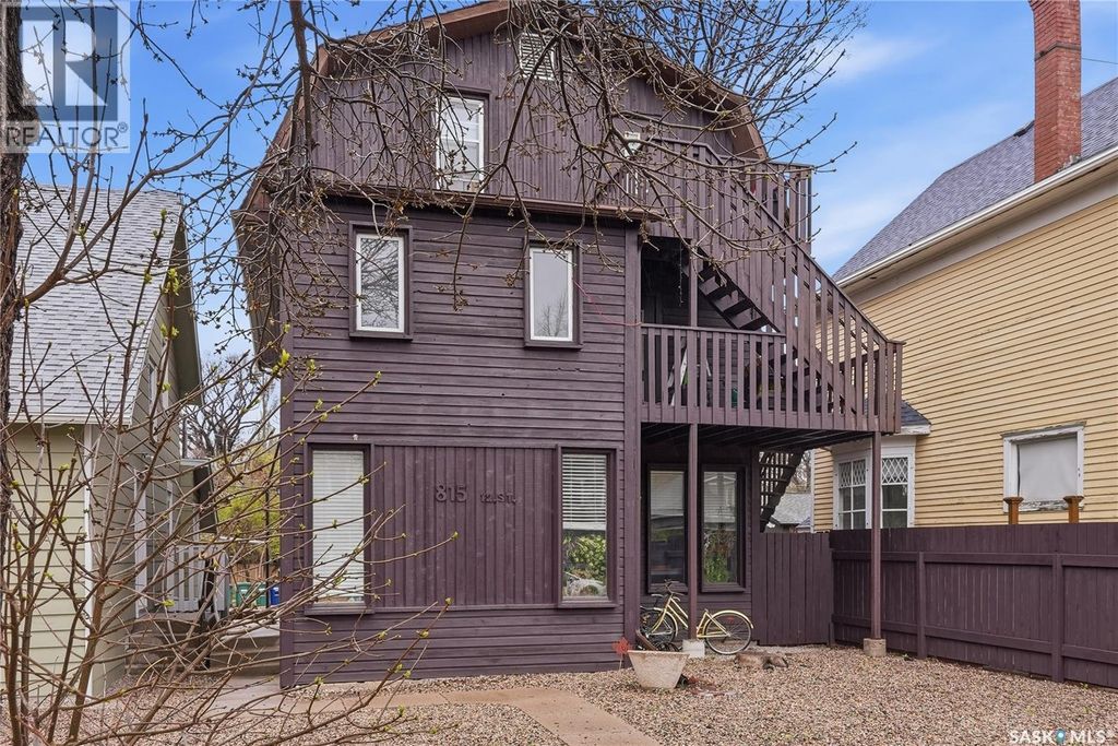 815 12th Street E, Saskatoon