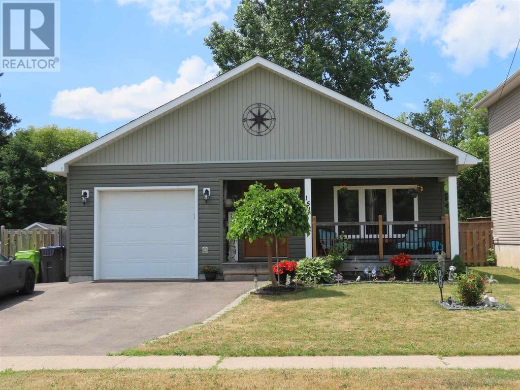 151 Walnut St, Sault Ste Marie