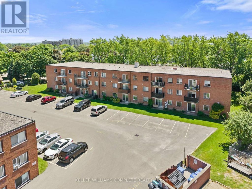 37 - 456 Carlton Street, St. Catharines (facer)