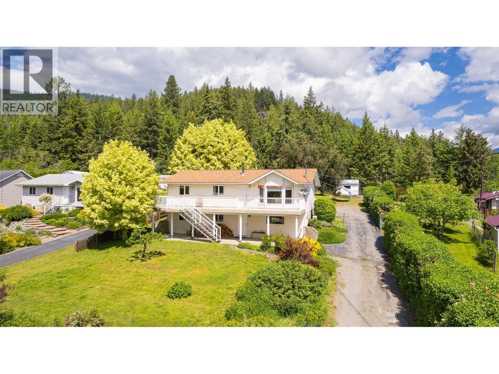 3908 Haskins Road E, Erickson