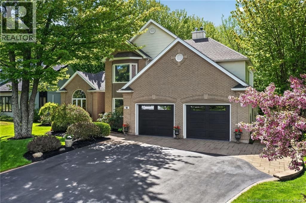 18 Morewood, Moncton