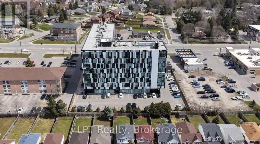 428 - 1900 Simcoe Street N, Oshawa (samac)