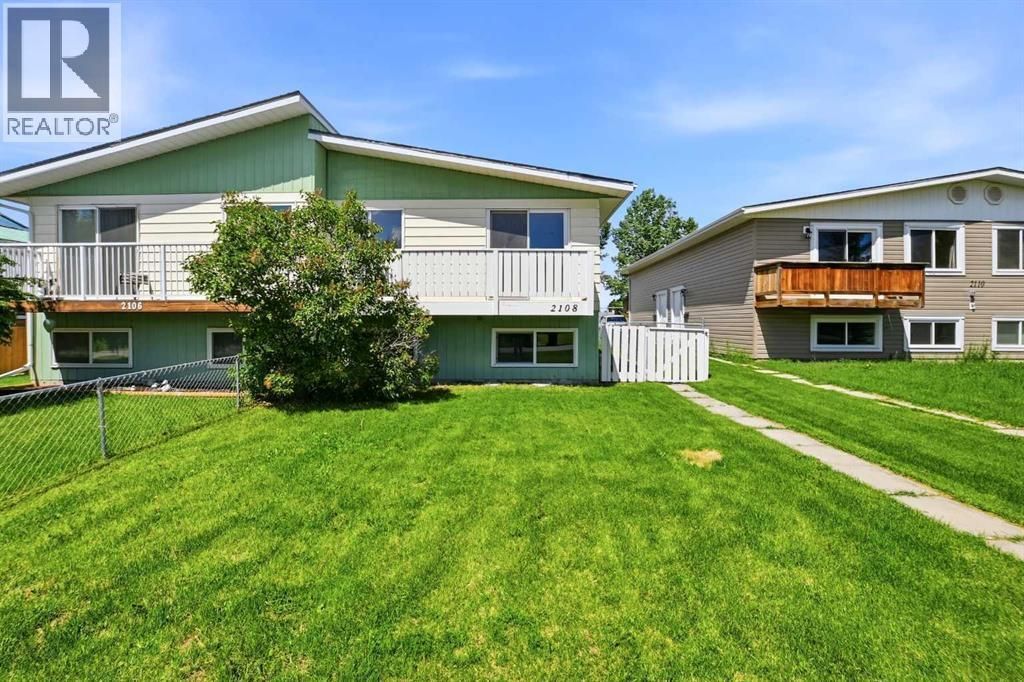 2108 23 Avenue Close, Bowden
