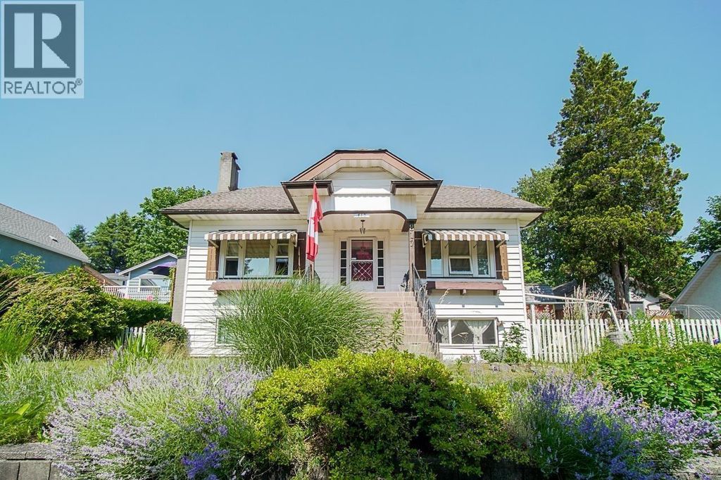 817 Sangster Place, New Westminster
